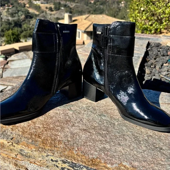 NEW $530 PAUL GREEN Panache Waterproof Bootie BLACK CRINKLED PATENT 8.5 US/6 AU